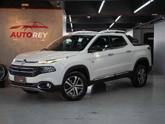 FIAT TORO 2.0 16V TURBO DIESEL VOLCANO 4WD AT9 FIAT TORO 2.0 16V TURBO DIESEL VOLCANO 4WD AT9